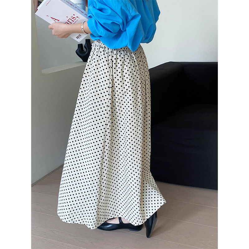 https://fulmo-img-server.com/dot-style/396c18aa-cae4-4f46-8fb0-8eaac1d7f2c2.jpg
