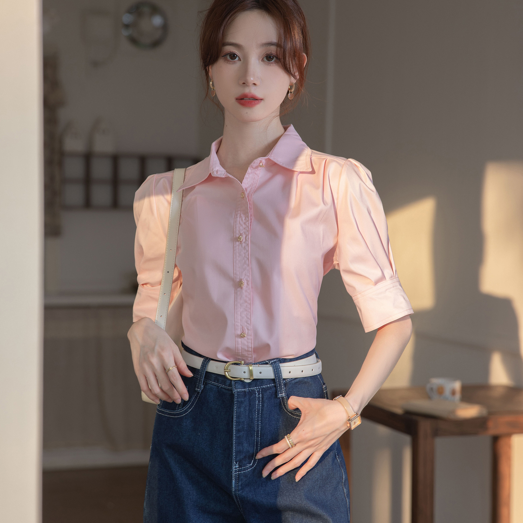 https://fulmo-img-server.com/dot-style/7ec537eb-5b46-4880-8506-78994760dcd1.jpg
