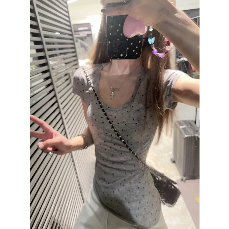 ドットコーデ 優美シルエット水玉ブラウス