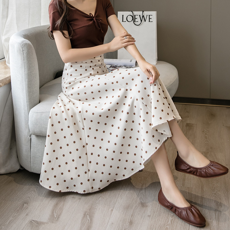 https://fulmo-img-server.com/dot-style/f27ffb40-cd8e-4d9a-a043-6ca864e413cc.jpg