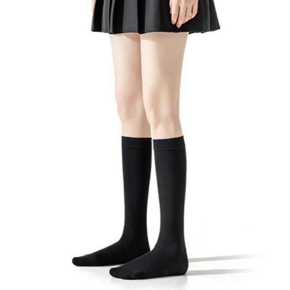 着圧ソックス すっきり美脚に導く着圧ハイソックス