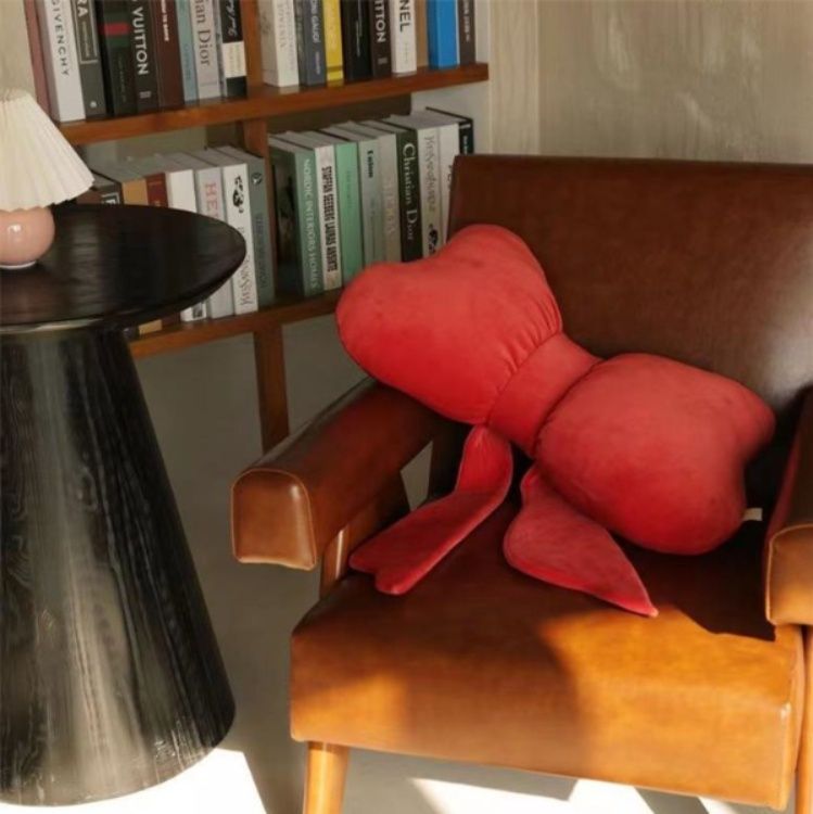 抱き枕大きいリボン型