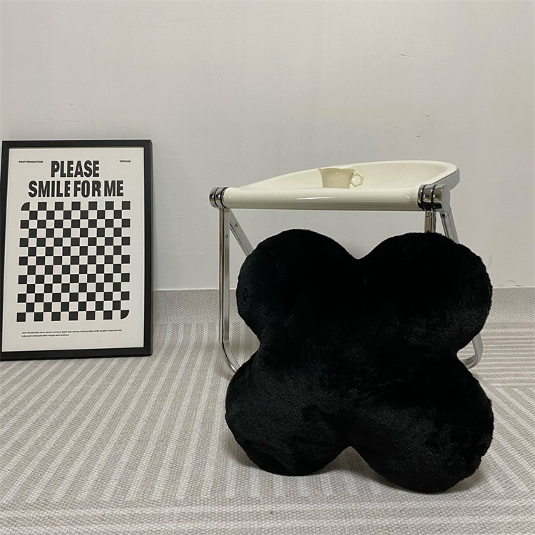 抱き枕大きいふわふわ花型