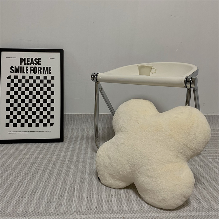 抱き枕大きいふわふわ花型