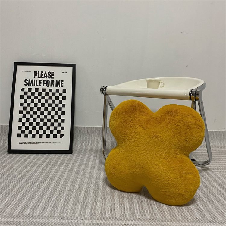 抱き枕大きいふわふわ花型