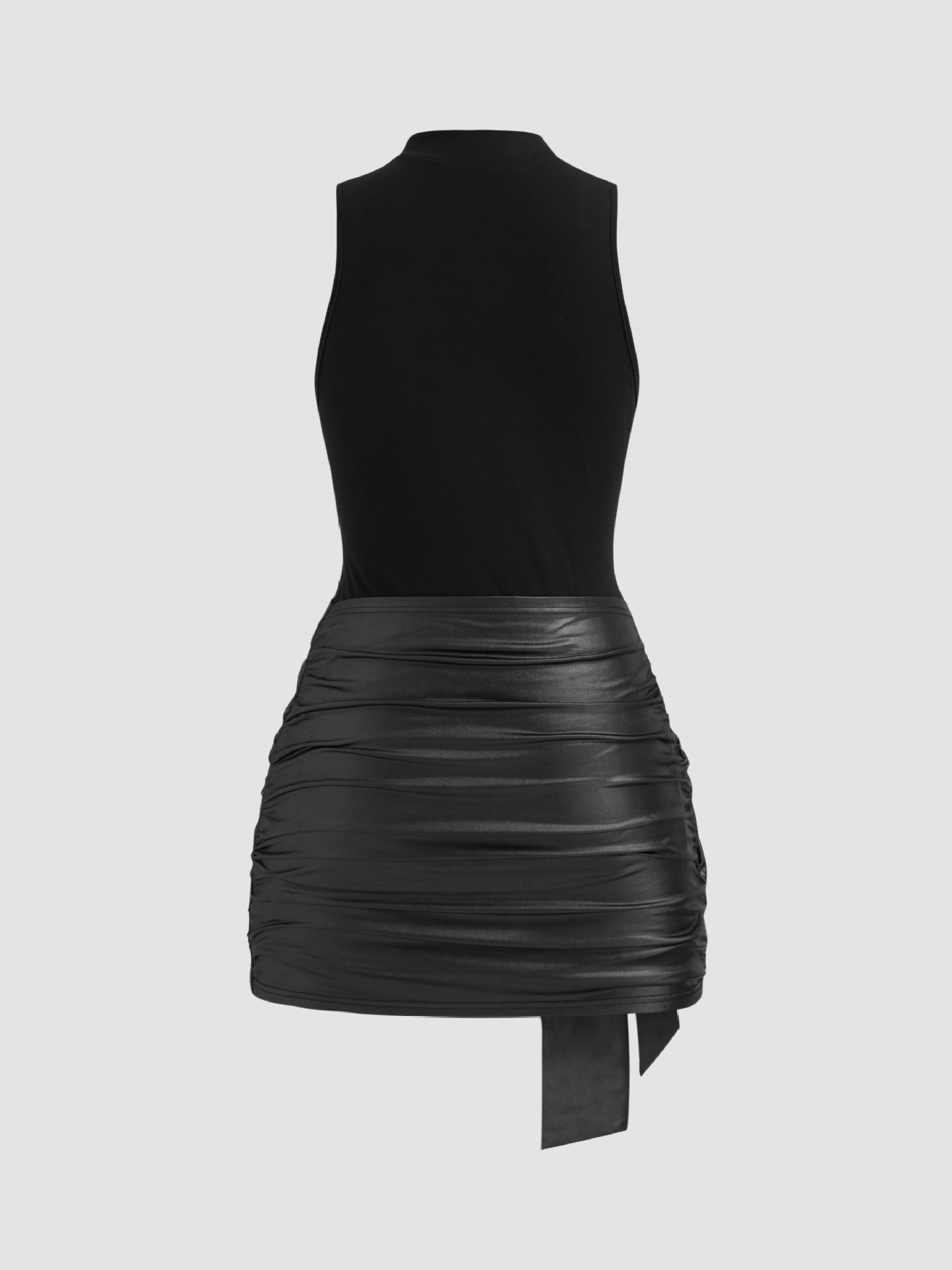 https://fulmo-img-server.com/dresscode-dresscode/0001bba6-ed44-406a-bacc-eac21c71979f.jpg
