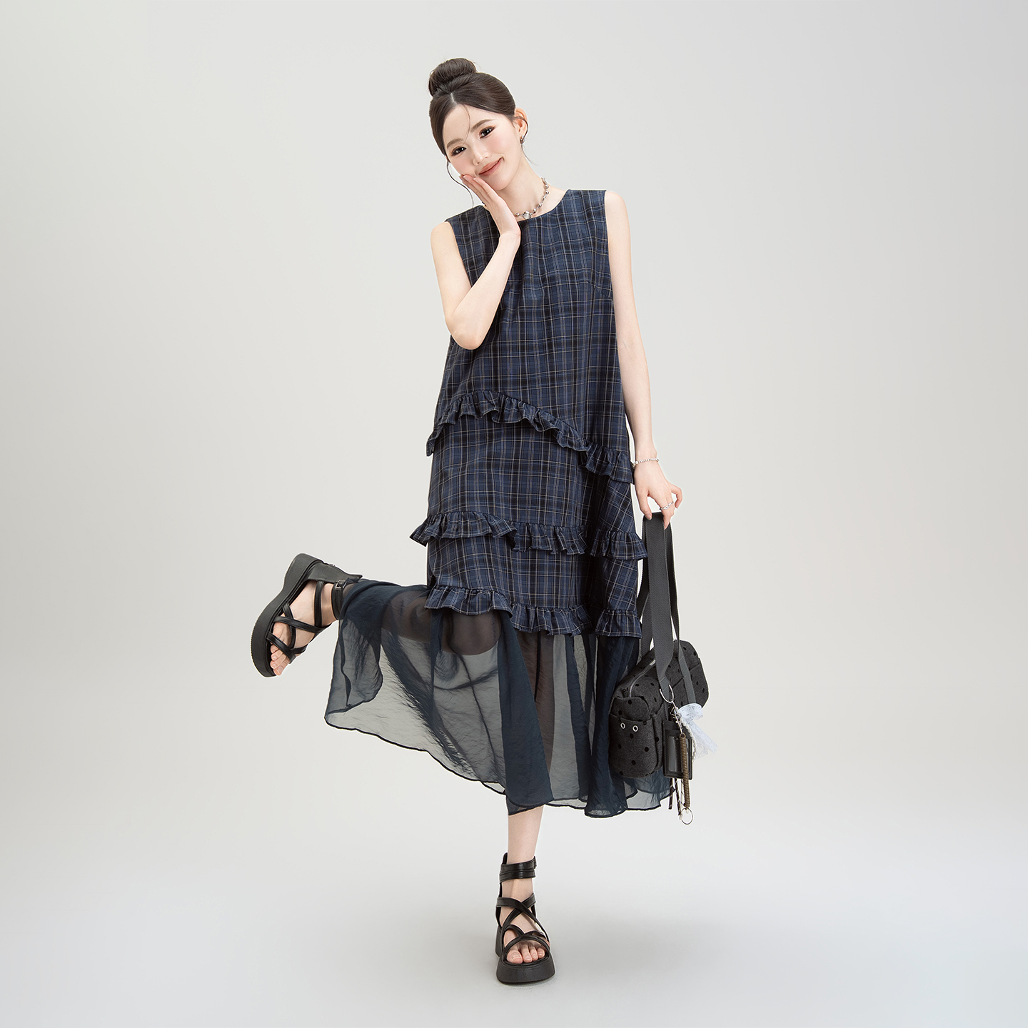 https://fulmo-img-server.com/dresscode-dresscode/00c39b1b-1089-478f-98ed-e7ccf9814a07.jpg