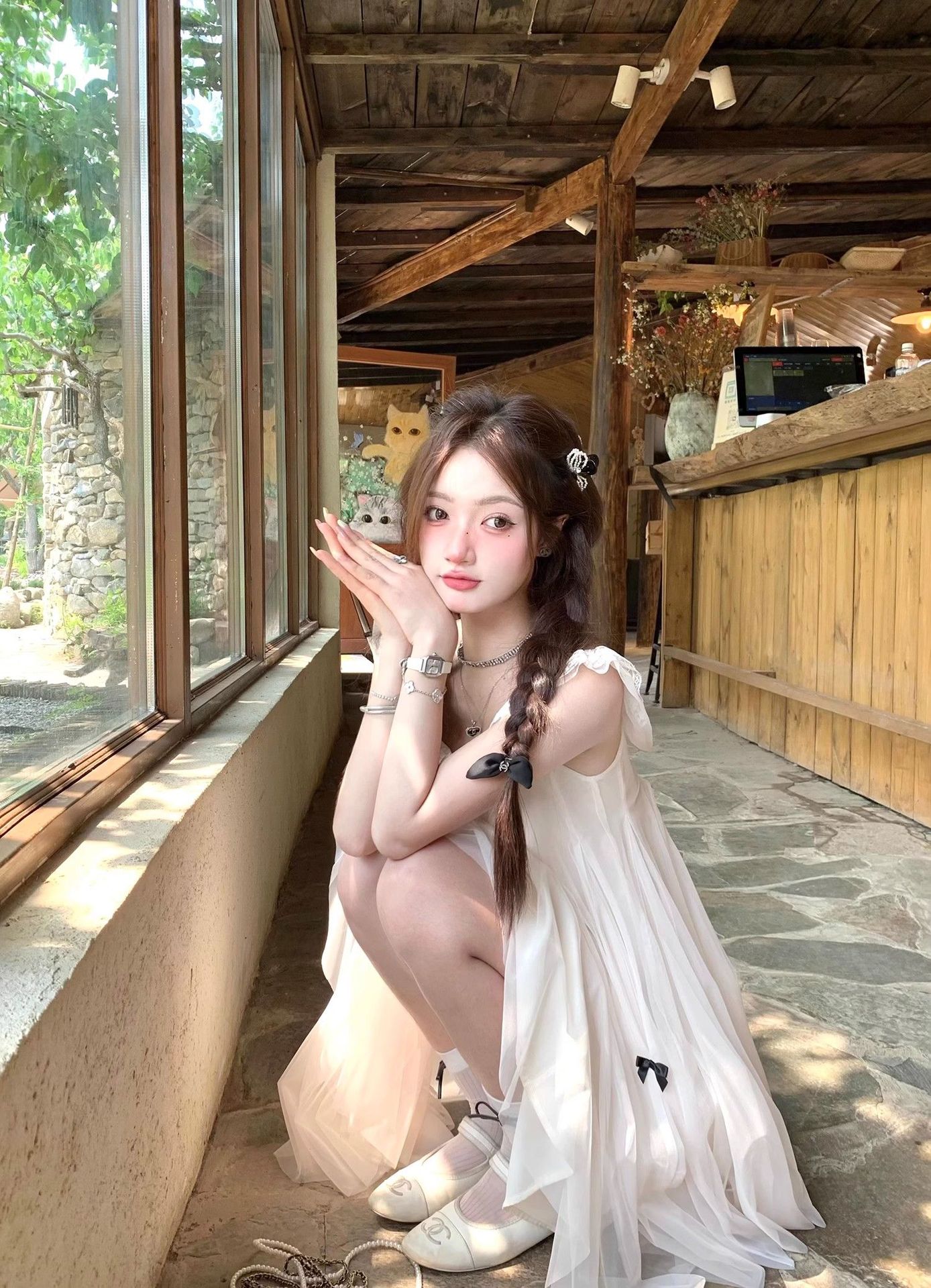 https://fulmo-img-server.com/dresscode-dresscode/0154fcc5-01ce-40d2-acb3-37381fb588ff.jpg