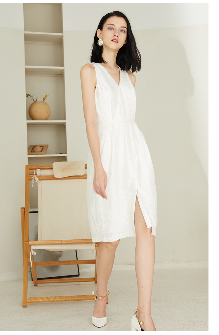 https://fulmo-img-server.com/dresscode-dresscode/094f0b3e-41e7-4681-acda-3cd0fc0d98d0.jpg