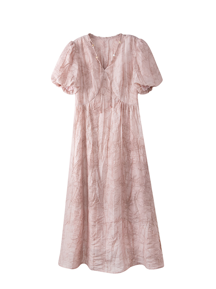 https://fulmo-img-server.com/dresscode-dresscode/0a4bf691-464a-446a-90d9-ddb16fa3231a.jpg
