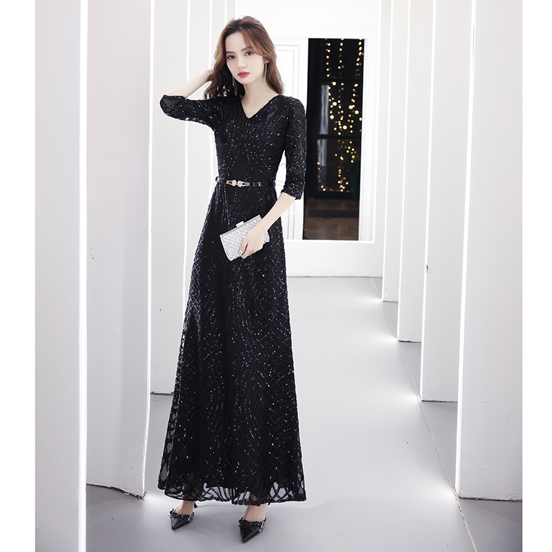 https://fulmo-img-server.com/dresscode-dresscode/0b3614ee-5970-4406-b0e3-477a5bbe7d8d.jpg