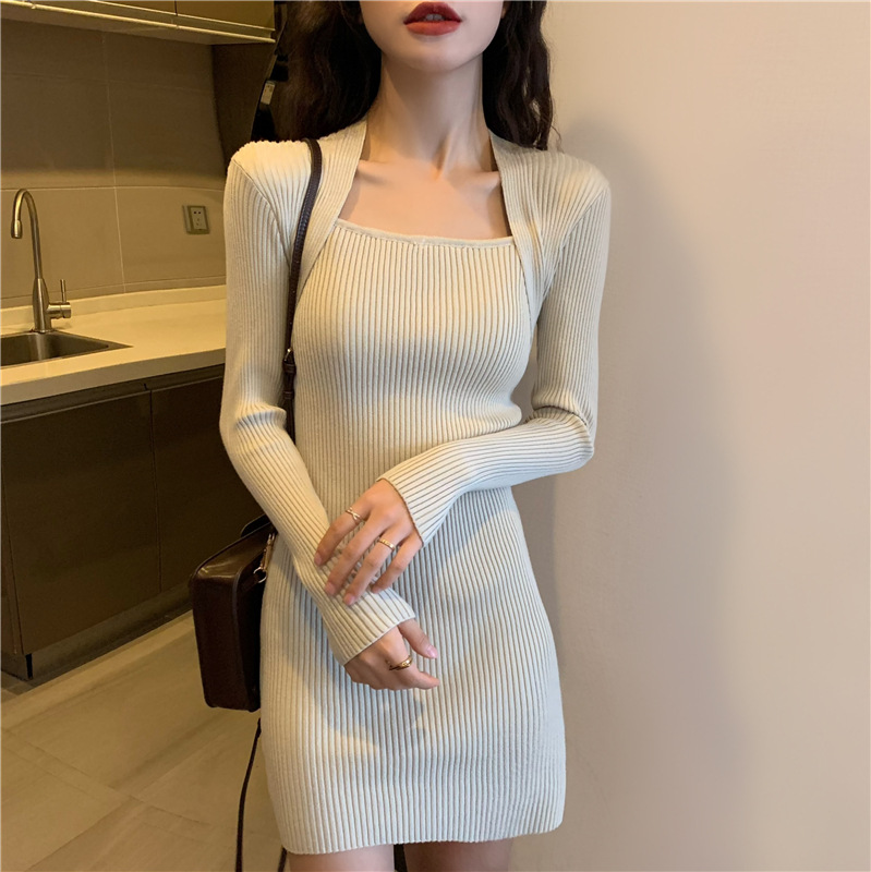 https://fulmo-img-server.com/dresscode-dresscode/0ca52597-203e-4d34-aa25-30c0d8124abf.jpg