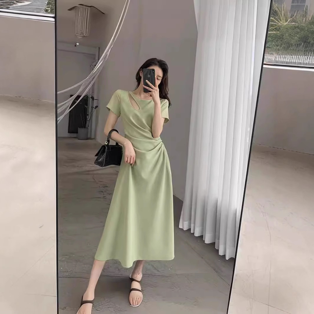 https://fulmo-img-server.com/dresscode-dresscode/0cf85bd0-7631-4e72-8919-69a9ade2e355.jpg