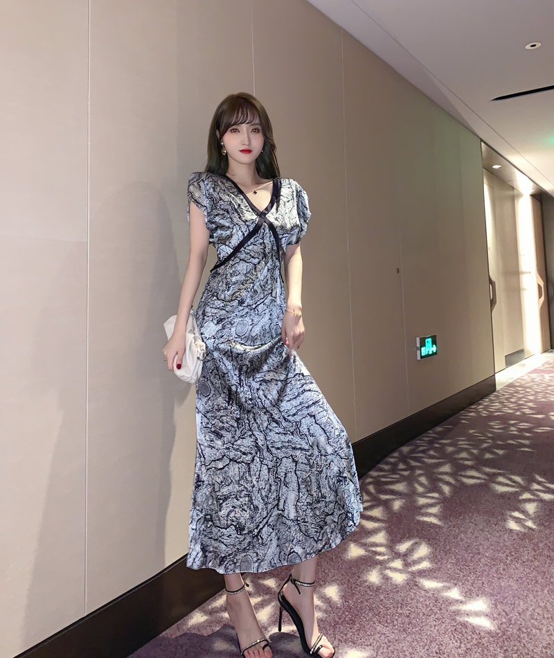 オケージョン ドレス 大理石模様のクロスラインワンピース