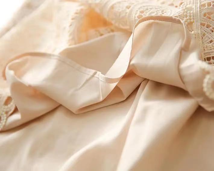 https://fulmo-img-server.com/dresscode-dresscode/0f89f9dc-be81-4aa7-87d2-2d2217ded0a4.jpg