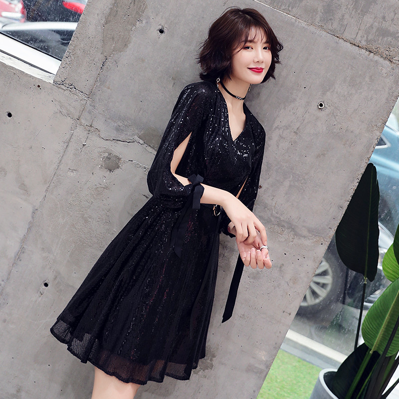 オケージョン ドレス 袖スリット入りラメ輝くブイネック膝丈パーティードレス