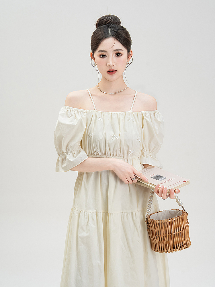 オケージョン　ドレス 優美な佇まい フリルオフショルワンピース