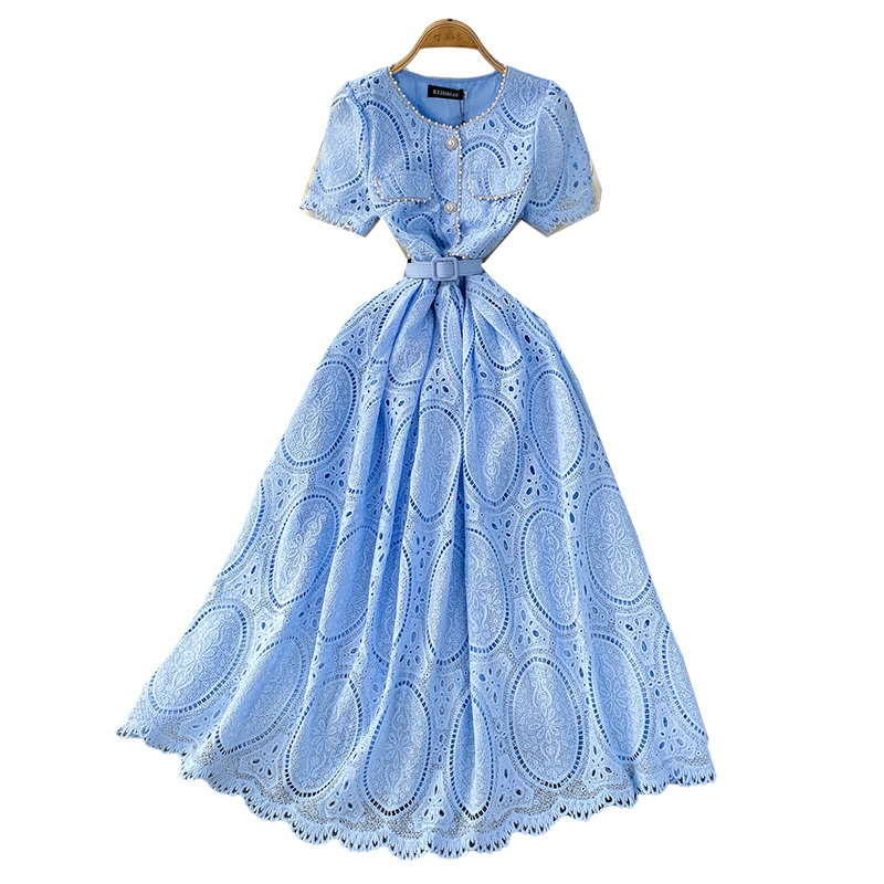 https://fulmo-img-server.com/dresscode-dresscode/1031a3b1-c117-4959-a016-e428abc2c29b.jpg