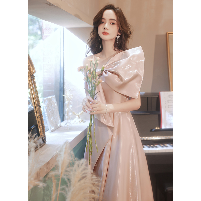 https://fulmo-img-server.com/dresscode-dresscode/1039149c-e0b9-4b81-9373-a74ea3b610ca.jpg