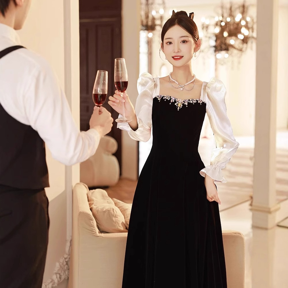 https://fulmo-img-server.com/dresscode-dresscode/10b84bf7-417d-4951-96b3-149409c12e0c.jpg