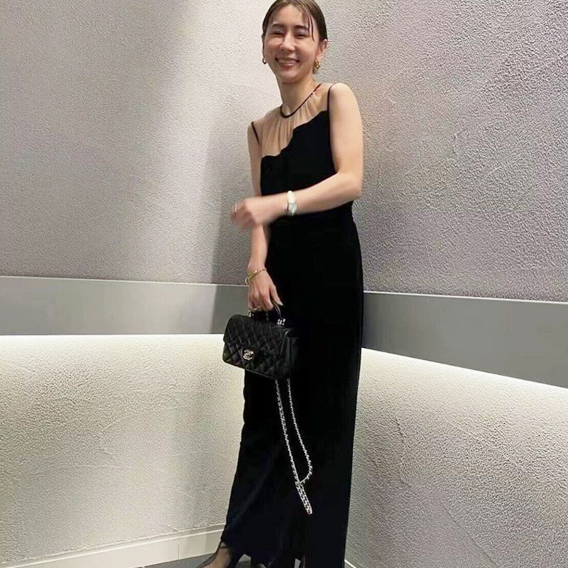 https://fulmo-img-server.com/dresscode-dresscode/11851204-f0e0-45a4-ac1e-06da13e9cbd9.jpg