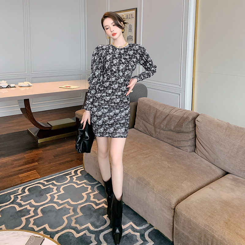 オケージョン ドレス 花柄刺繍パフスリーブタイトドレス