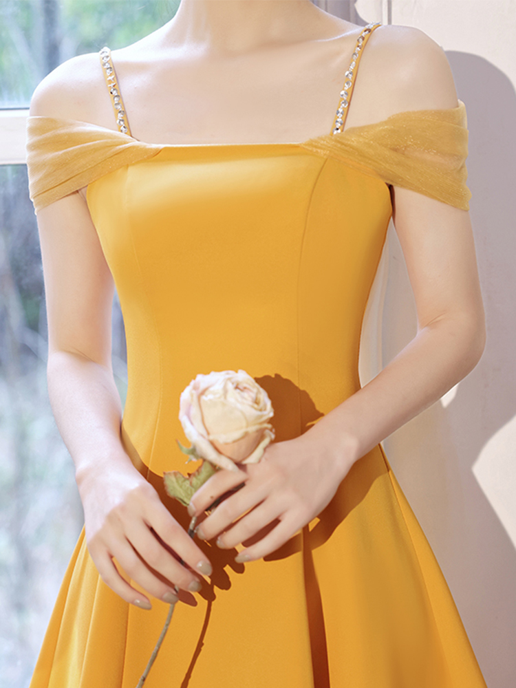 オケージョン ドレス 華やかチェーン肩紐付きオフショルフレアドレス