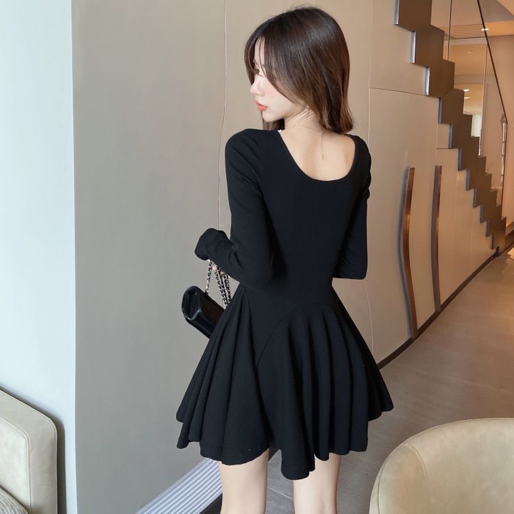 https://fulmo-img-server.com/dresscode-dresscode/14bb9117-16af-4645-994b-4c57c929156d.jpg