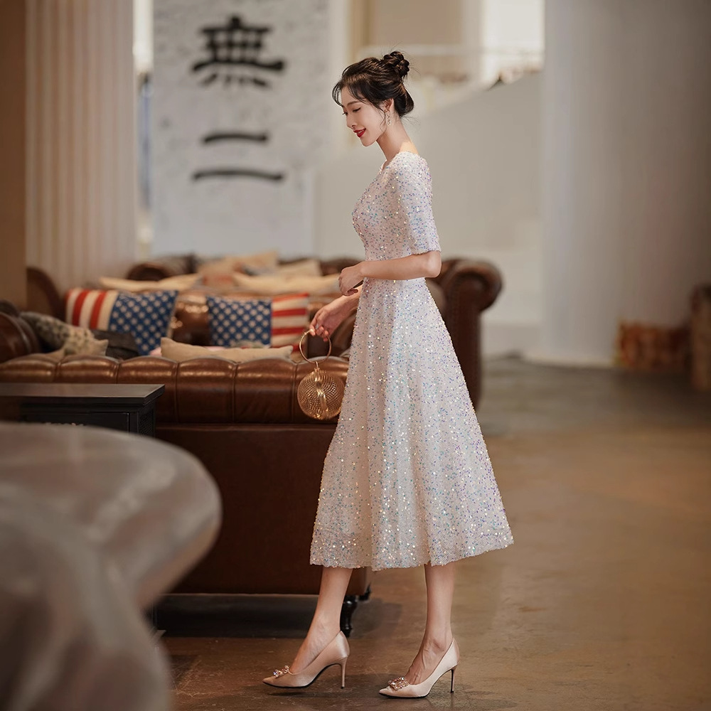 https://fulmo-img-server.com/dresscode-dresscode/15234ebc-8b8d-4104-82b2-e489f780d0ff.jpg
