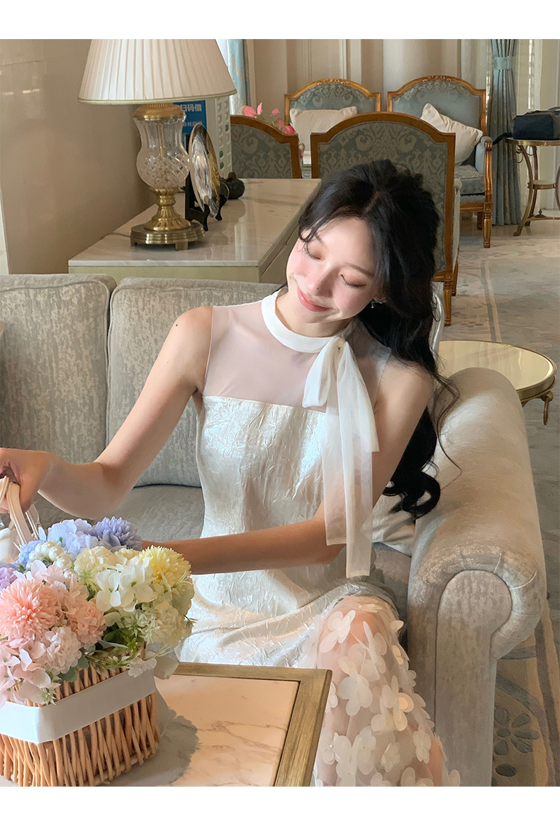 https://fulmo-img-server.com/dresscode-dresscode/15f22e4a-36a6-4182-91bf-1bb7d46f8a3a.jpg