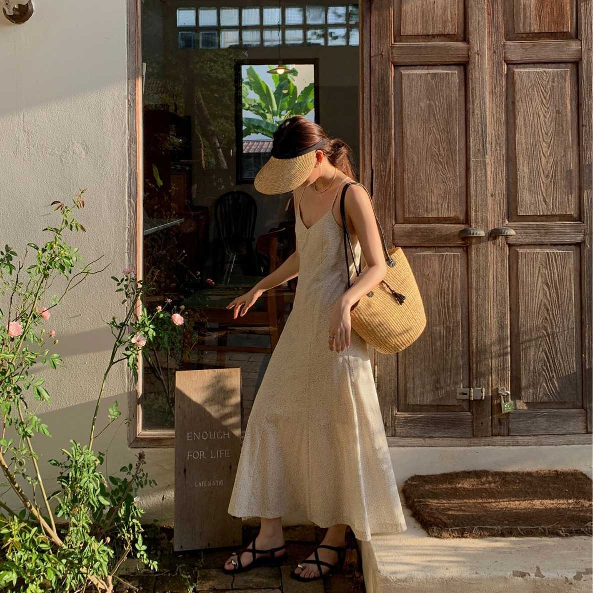 オケージョンワンピース 大人の心地よさ シンプルキャミワンピース