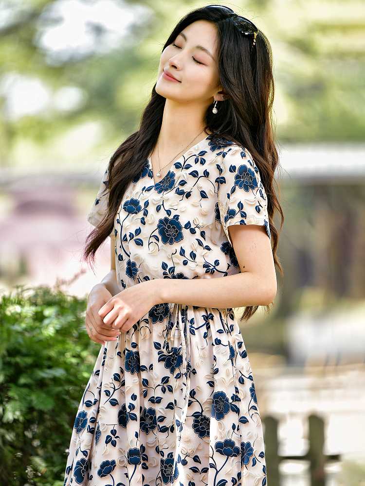 https://fulmo-img-server.com/dresscode-dresscode/1756503154957_g8qzc6qm_zxq3occc.jpeg