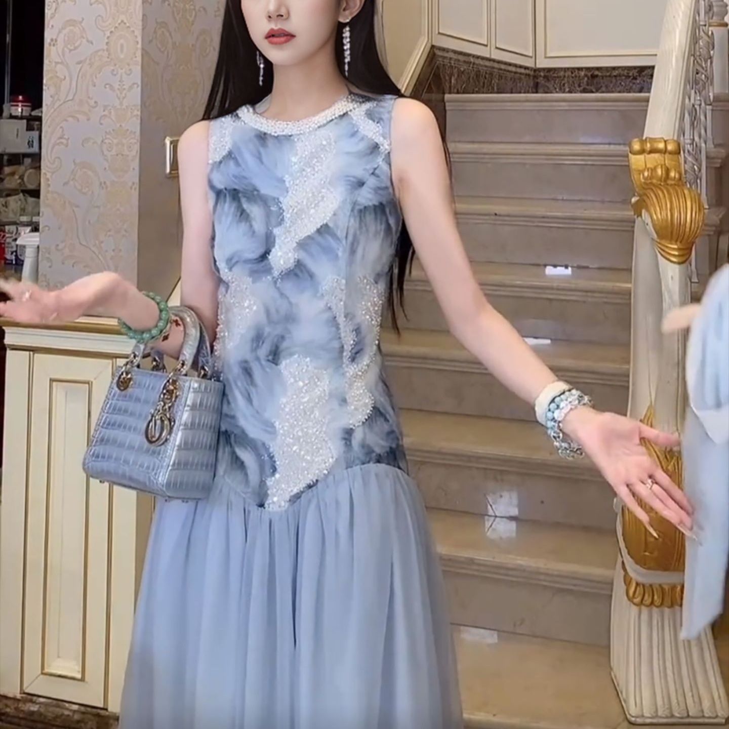 https://fulmo-img-server.com/dresscode-dresscode/1783917322705_7oxggimb_3khkvfml.jpeg