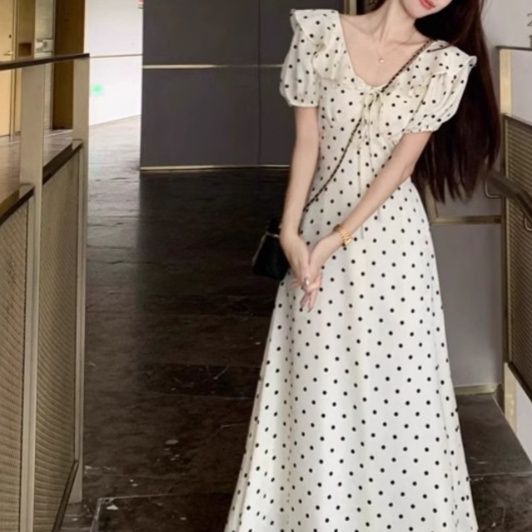 https://fulmo-img-server.com/dresscode-dresscode/1786076753400_tqbkj28r_zhe2oifm.jpeg