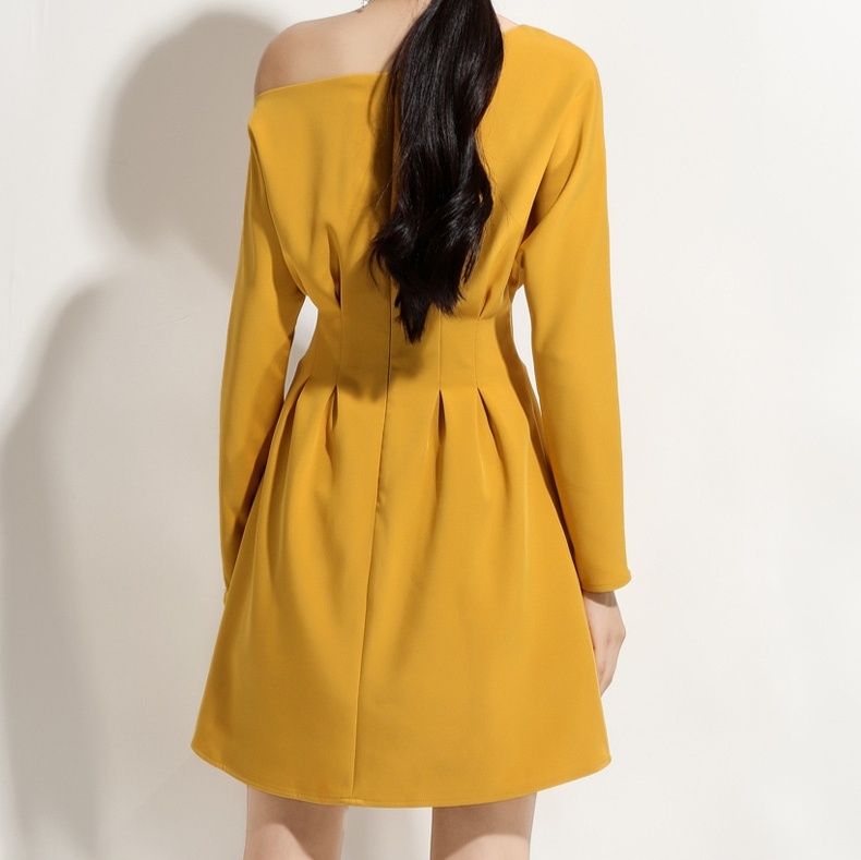https://fulmo-img-server.com/dresscode-dresscode/1788238052575_x02sa53o_tbpen7tw.jpeg
