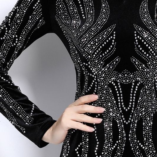 https://fulmo-img-server.com/dresscode-dresscode/1788838081510_6f56lr8b_azn3k1gm.jpeg