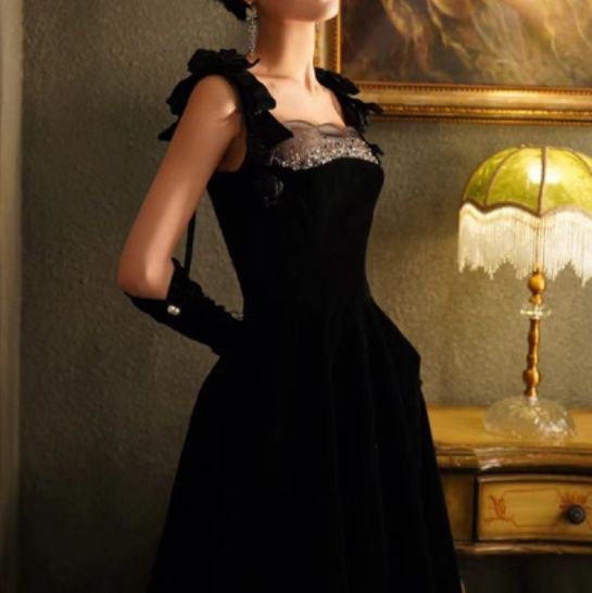 https://fulmo-img-server.com/dresscode-dresscode/1789702661892_esl86uce_q5qh02f2.jpeg