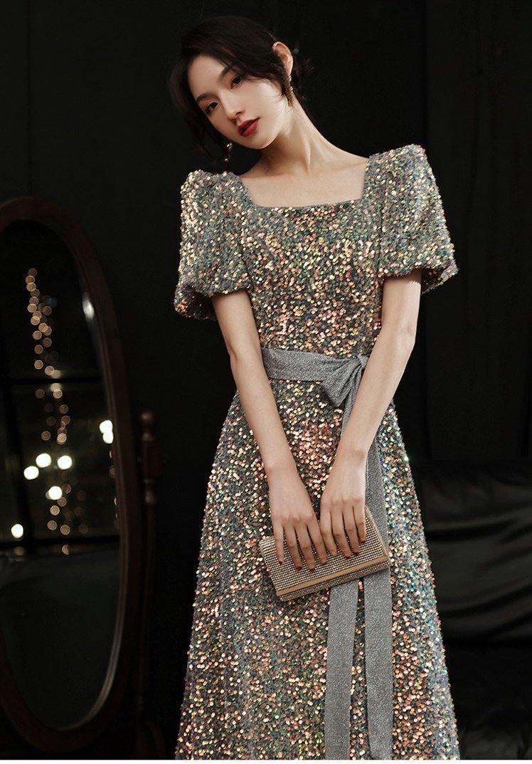 オケージョン ドレス スパンコール全面装飾パフスリーブリボン付きワンピース