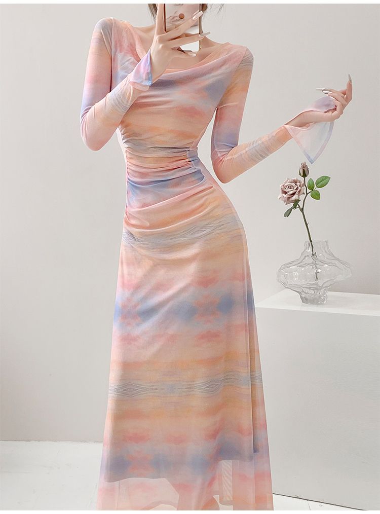 https://fulmo-img-server.com/dresscode-dresscode/194e144d-97c4-4a19-91d8-ff36e4849d1a.jpg