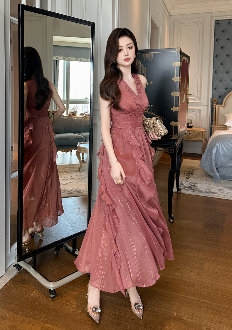 https://fulmo-img-server.com/dresscode-dresscode/19822c27-fcfa-4867-9d6f-149b18123395.jpg