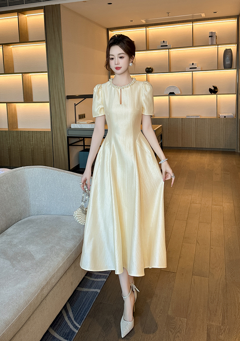https://fulmo-img-server.com/dresscode-dresscode/19b4b93a-d397-42bc-b752-43aa6385d9f9.jpg