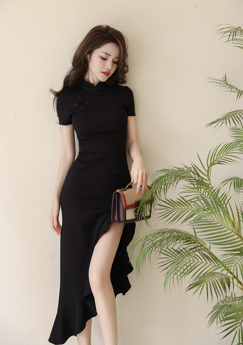 https://fulmo-img-server.com/dresscode-dresscode/1cc3e996-c6e4-4f28-8e3e-083193b8264f.jpg