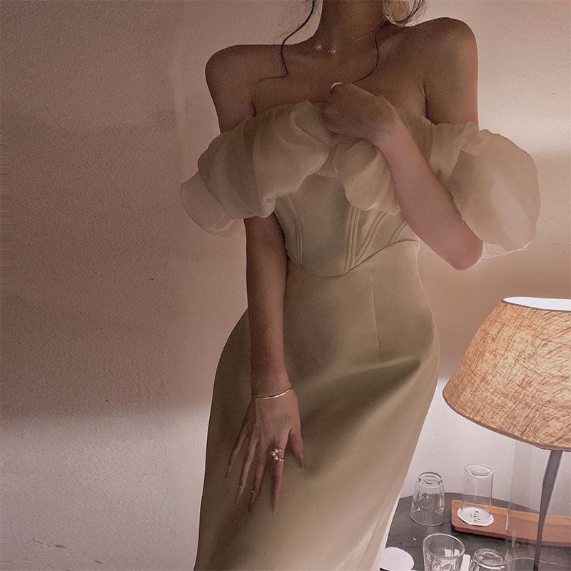 https://fulmo-img-server.com/dresscode-dresscode/1e1761a3-2662-4535-b8d4-9a521d69f5c3.jpg