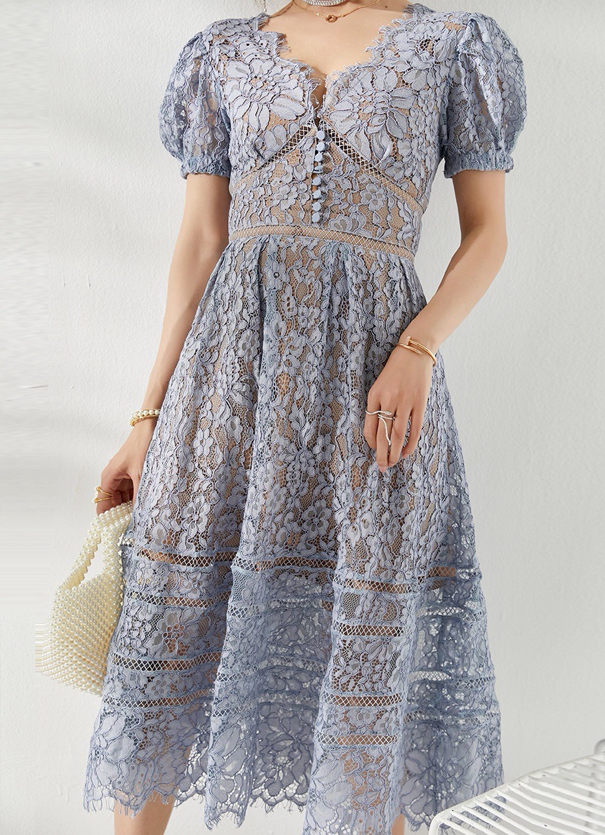 https://fulmo-img-server.com/dresscode-dresscode/1fb26de6-0fa4-4014-9d8f-221a3273a99c.jpg
