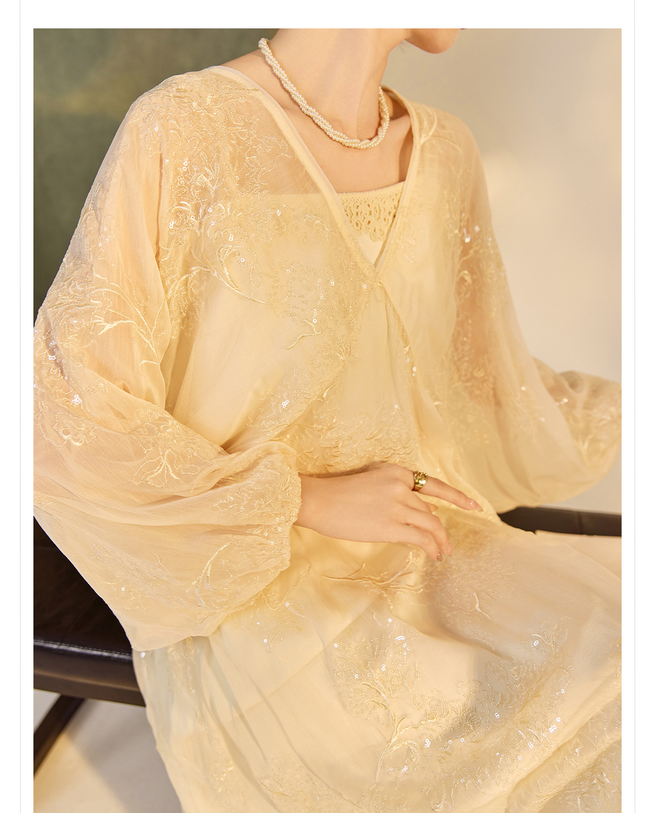 https://fulmo-img-server.com/dresscode-dresscode/203dfc77-1dd0-47d9-8a34-ed604638fa28.jpg