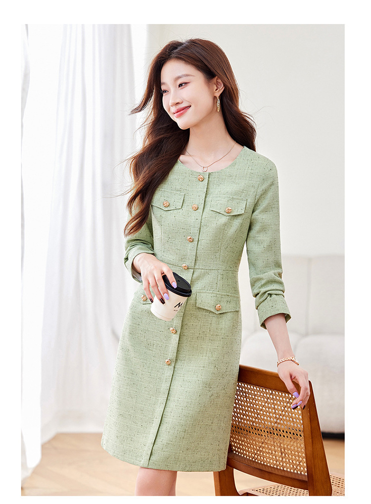 https://fulmo-img-server.com/dresscode-dresscode/205dcec7-e1e8-4917-9948-3bddaa8bba5d.jpg
