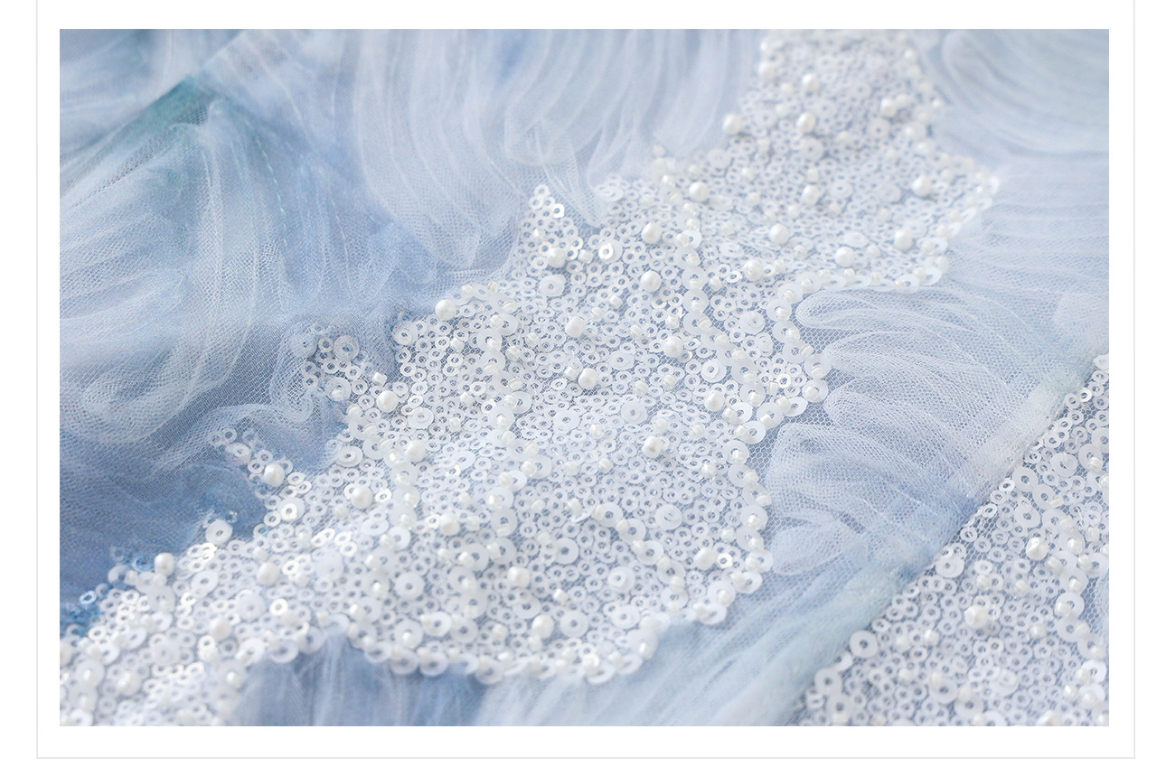 https://fulmo-img-server.com/dresscode-dresscode/20ef9162-28db-4178-85b6-3bf4f2f9e5cb.jpg
