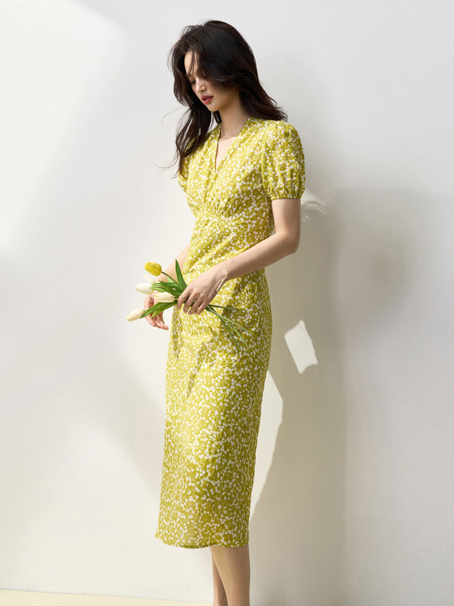 https://fulmo-img-server.com/dresscode-dresscode/2288913e-f33c-4a48-bc27-a7f198348c26.jpg