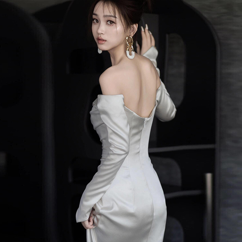https://fulmo-img-server.com/dresscode-dresscode/230392bf-580d-4d7f-ad11-e27a3a734a05.jpg
