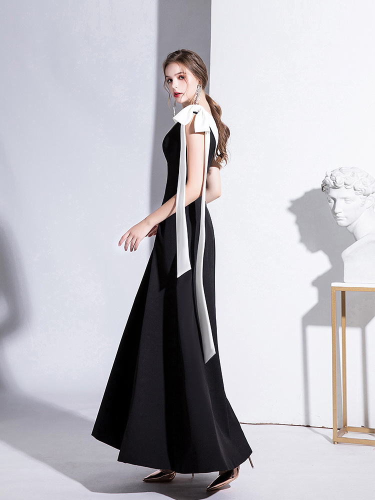 https://fulmo-img-server.com/dresscode-dresscode/232ae766-e0fe-470b-a65c-98f82f1fcaf2.jpg